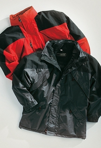

Бесподобная курточка 3в1 от немецкой фирмы Buster размер M (полномерный)