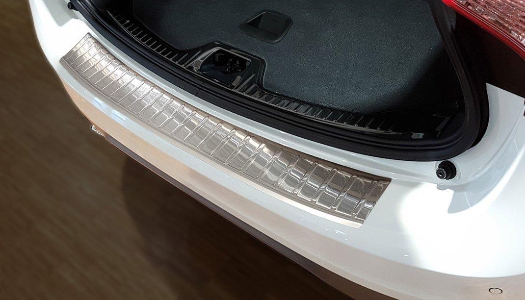 Защитная накладка на задний бампер для Volvo V60 / V60 Cross Country 11.2010-6.2018 /нерж.сталь/, фото 4