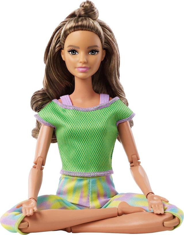 Кукла Барби Йога Шатенка в салатовой футболке