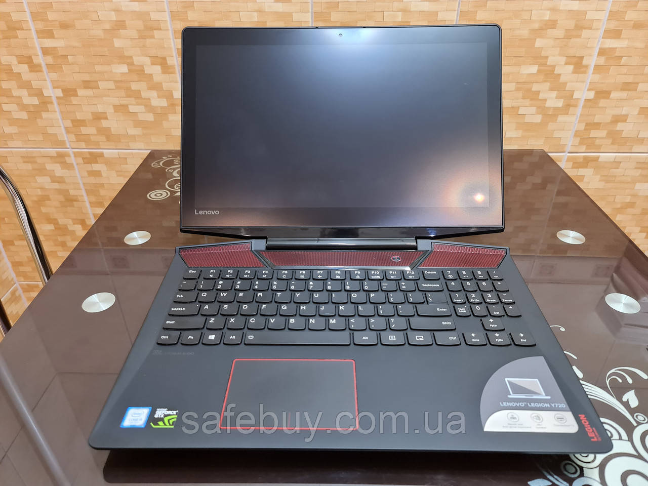 

Игровой ноутбук Lenovo Legion Y720-15IKB (Core i5-7300HQ/8 Gb/GTX 1060 6 Gb/SSD 250Gb + HDD 1 Tb), Черный