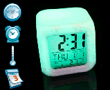Цифрові світлодіодні годинник куб з ЖК-дисплеєм і будильником, з мінливими квітами, для зняття стрі, фото 4