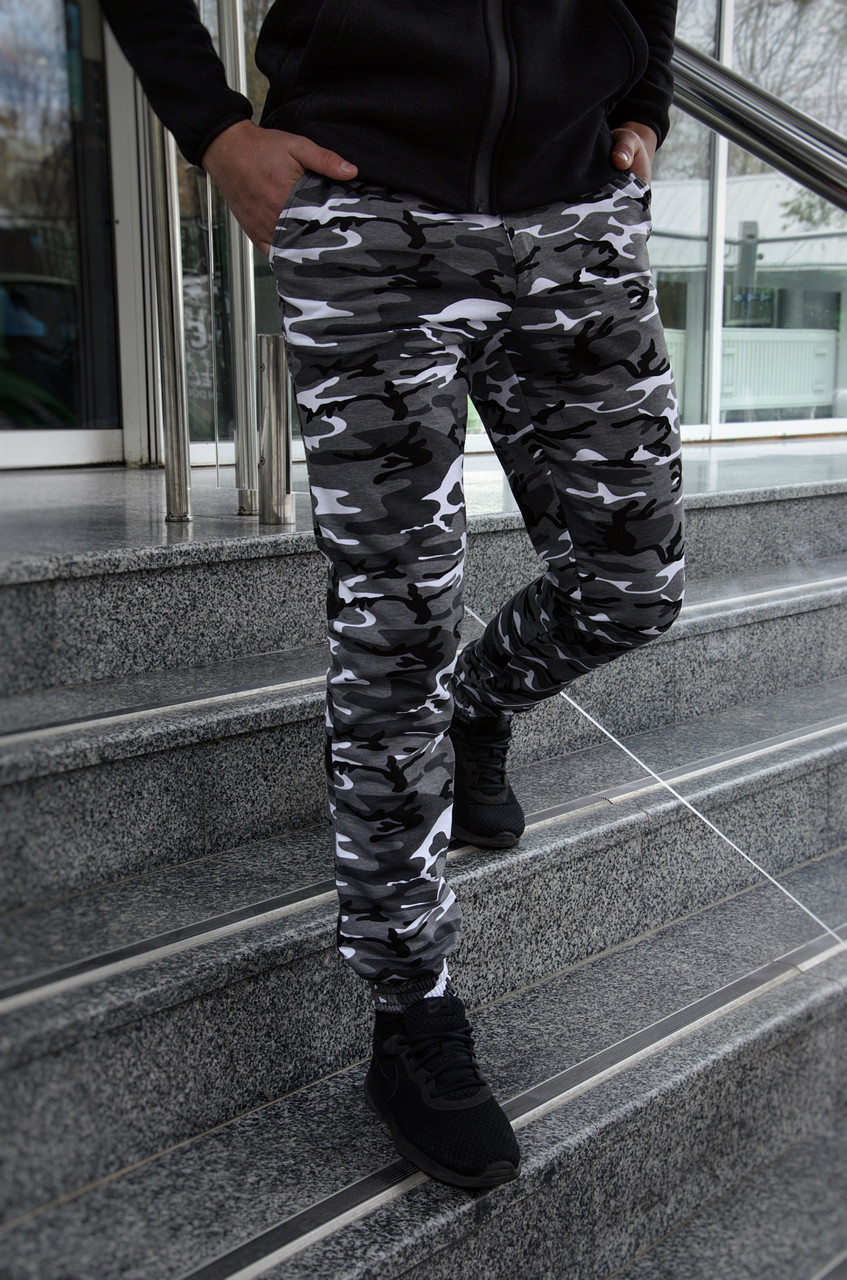 Чоловічі спортивні штани Intruder трикотажні весняні, осінні камуфляж чорний XL (001SAG 1410)