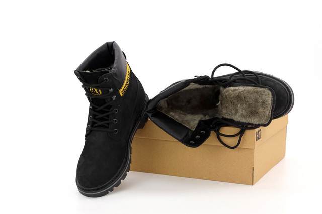 Чорні зимові черевики Caterpillar Winter Boots на натуральному хутрі фото
