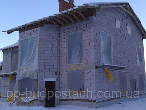 Консервація незавершеного будівництва будинку на зиму