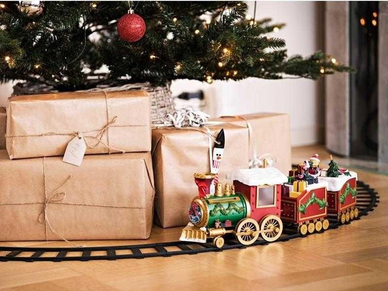 Рождественский поезд • Полярный экспресс • Железная дорога • Рождественское украшение домовичок вікішоп