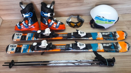 Комплект TECNOPRO лыжи 110 см, сапоги 21.5 см - размер 33, шлем, палки, очки домовичок техно