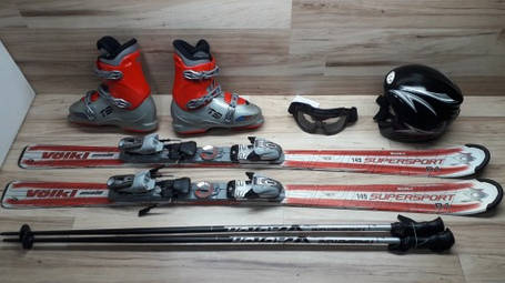 Комплект VOLKL лыжи 149 см, сапоги 26 см - размер 41, шлем, палки, очки домовичок техно, фото 2