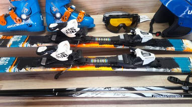 Комплект TECNOPRO лыжи 120 см, сапоги 20 см - размер 31, шлем, палки, очки домовичок тулс, фото 3