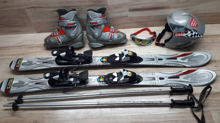 Комплект K2 лыжи 112 см, сапоги 20.5 см - размер 32, шлем, палки, очки домовичок тулс, фото 2