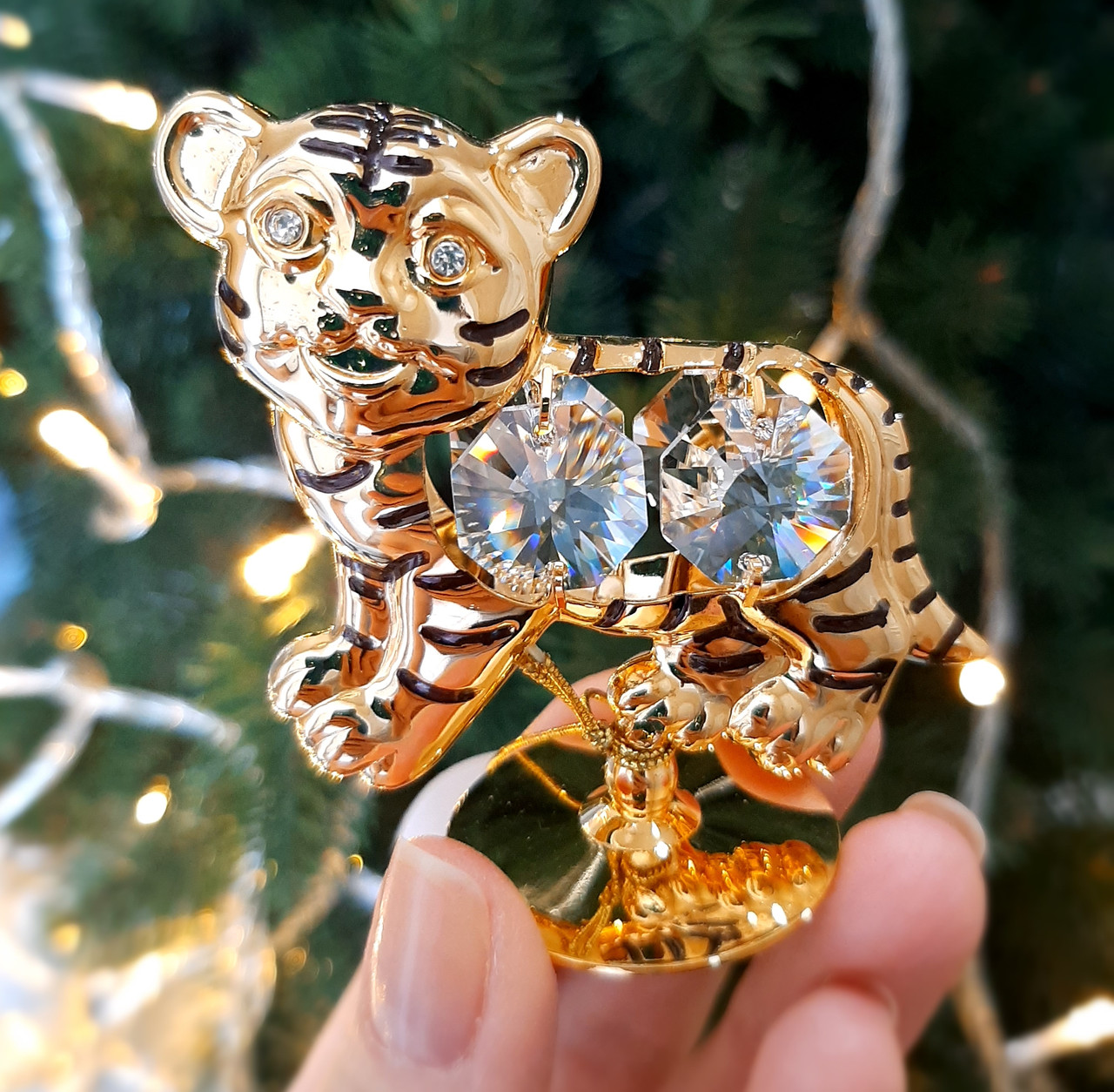 

Новогодний сувенир, фигурка "Тигр" объемный золотой. Crystal Temptation 4 кристалла Swarovski символ 2022 года, Золотистый