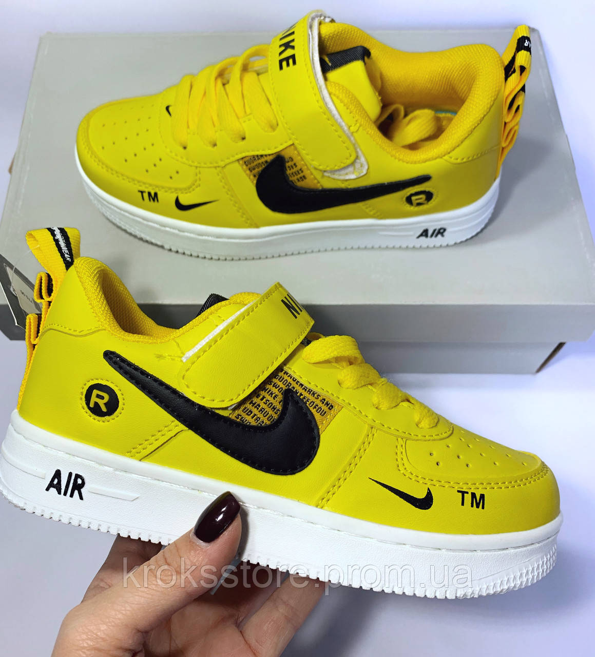 

Кроссовки детские Nike Air Force 1 Yellow размеры 27,28,29,30,31,32 19.5