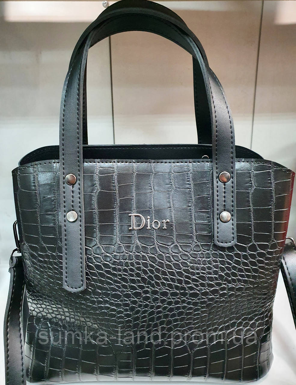 Женская молодежная черная сумка под крокодила Dior с отделами на магните по бокам 28*24 см