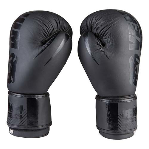 Боксерские перчатки кожаные черные 12oz Venum TrainingCamp
