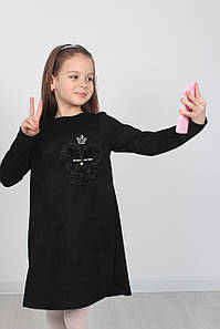 Платье для девочки Minni (122-152 рост) замш на дайвинге с нашивкой