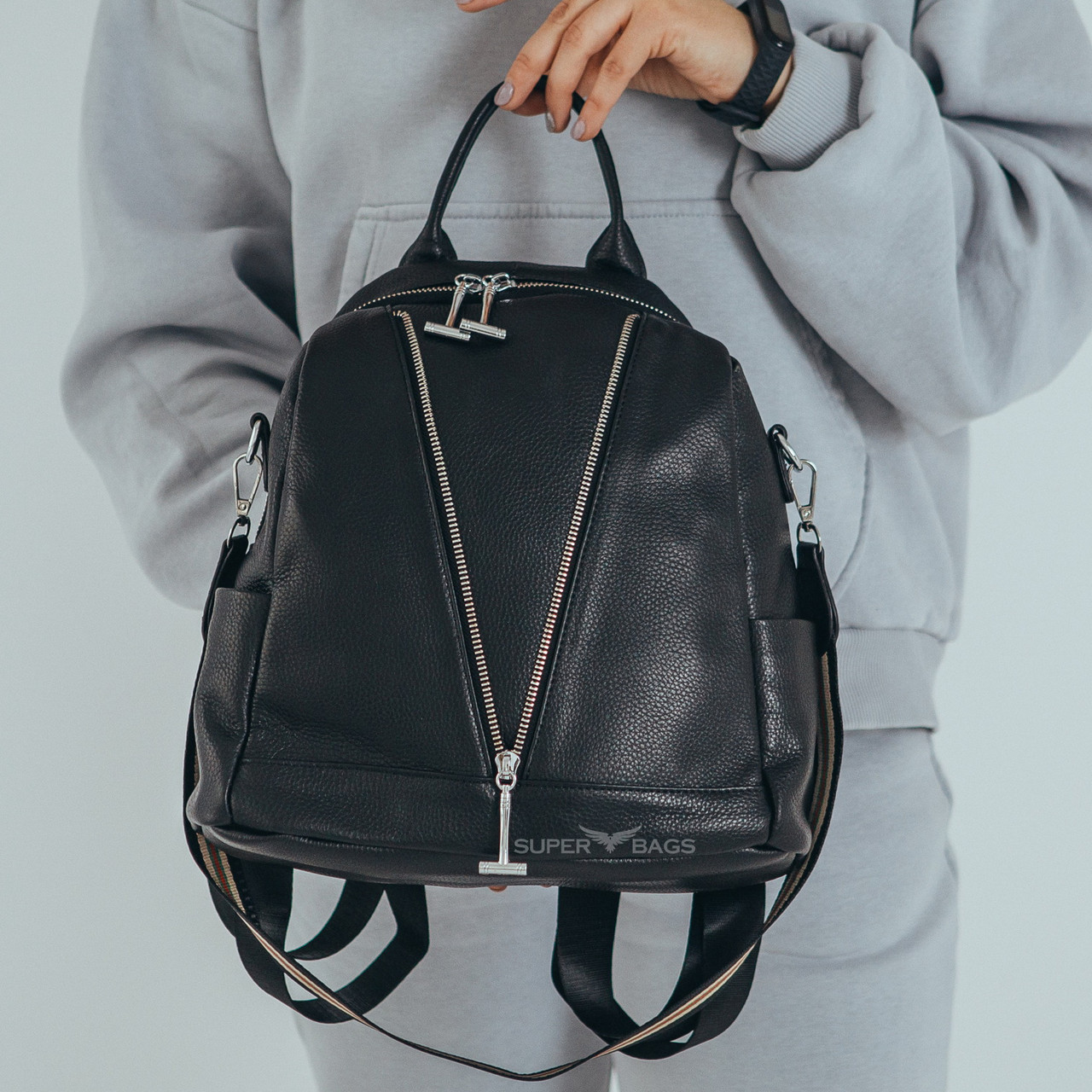 Женский вместительный черный рюкзак-сумка из натуральной кожи Tiding Bag - 42341