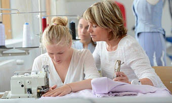 Трудно ли научиться шить? Можете ли вы научиться самостоятельно работать на швейной машине?