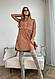 Жіноча коричнева вельветова сукня-сорочка міні, фото 2