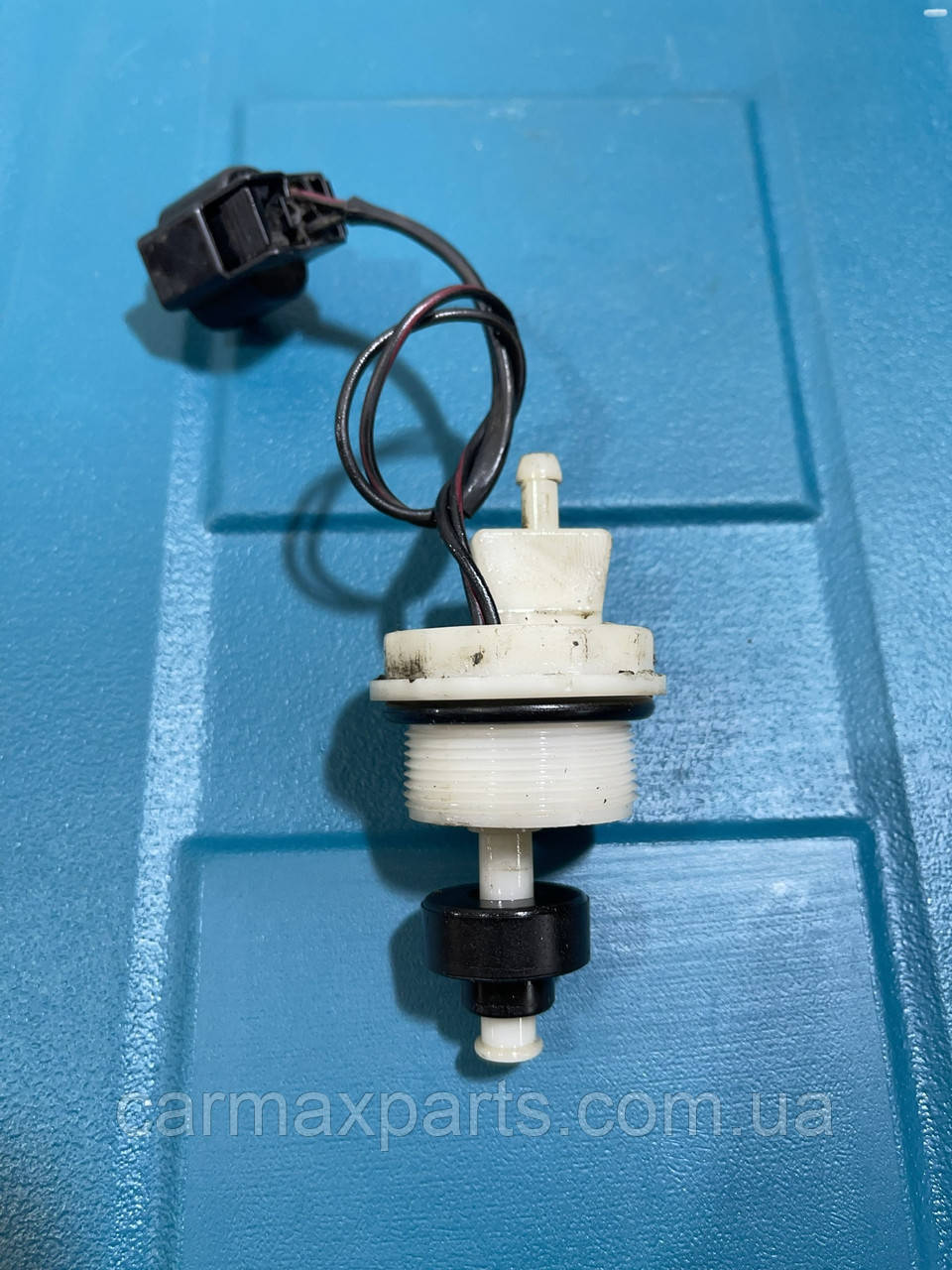 Mb658726. Датчик наличия воды в топливном фильтре. Датчик наличия воды в топливном фильтре МАЗ. Датчик наличия воды в топливе