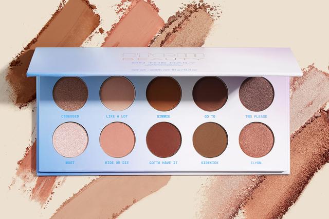 ITEM Beauty On The Daily Eye Shadow Palette