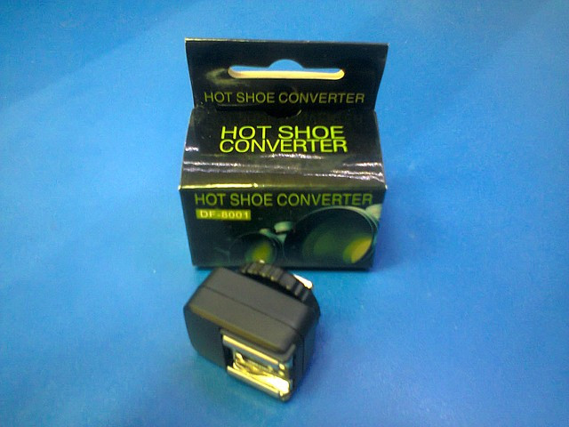 

Переходник под вспышку Nikon "Hot shoe converter" DF-8002