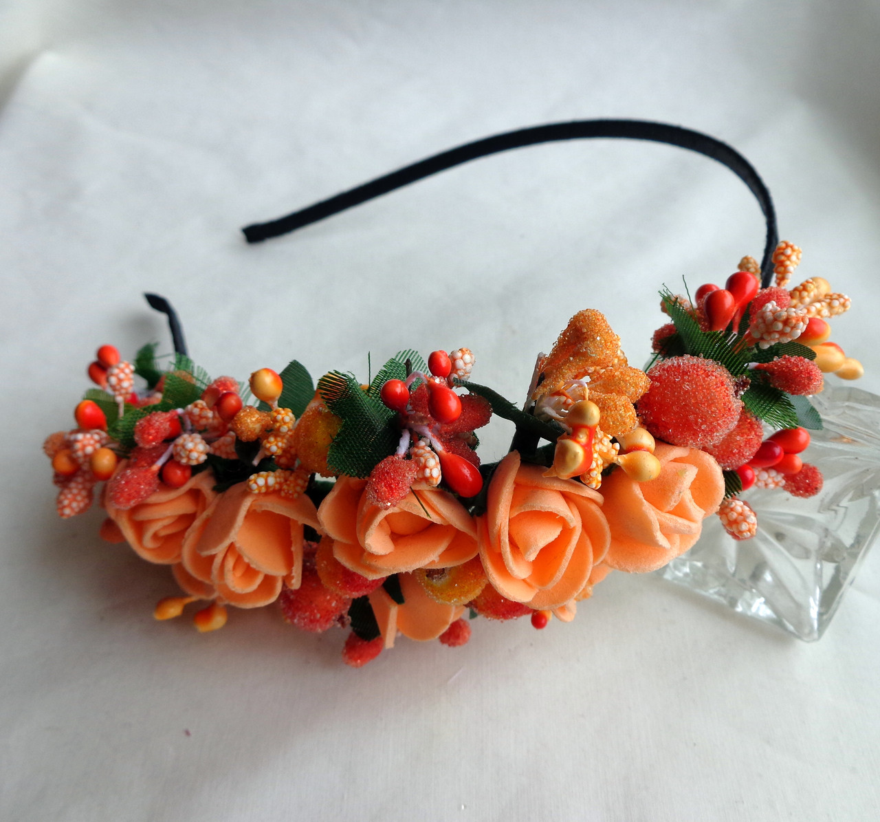  Обруч для волосся з квітами ручної роботи "Абрикосові трояндочки"-купити-в інтернет-магазині AnnaRose