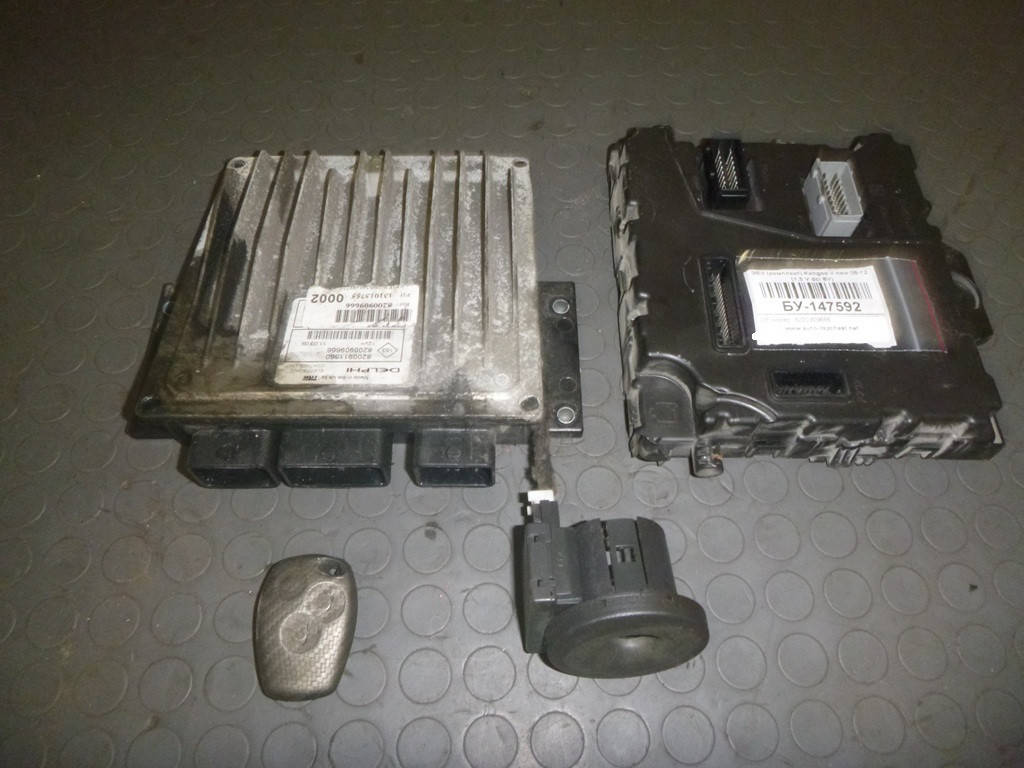 

Б/У ЭБУ (комплект) (1,5 V DCI 8V) Renault KANGOO 2 2008-2013 (Рено Кенго 2), 8200909666 (БУ-147592)