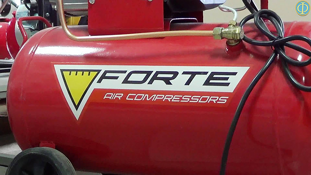 Поршневой компрессор Forte FL 50 (200 л/мин., ресивер 50 литров)