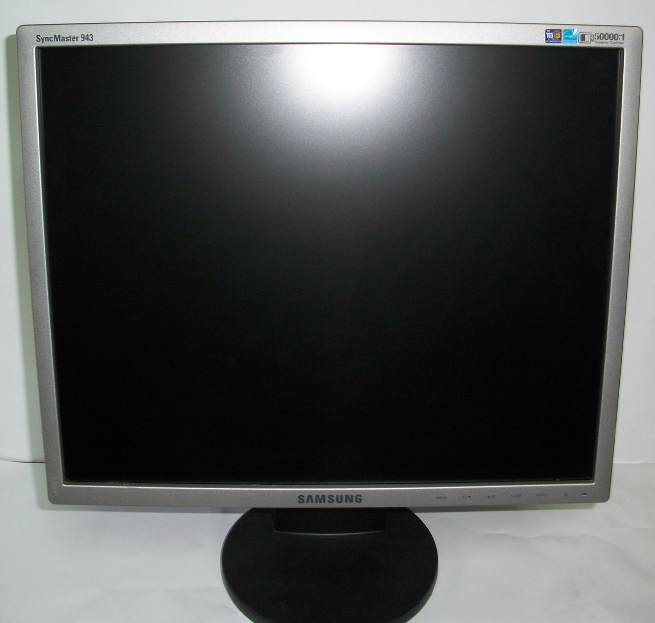 Samsung syncmaster 943