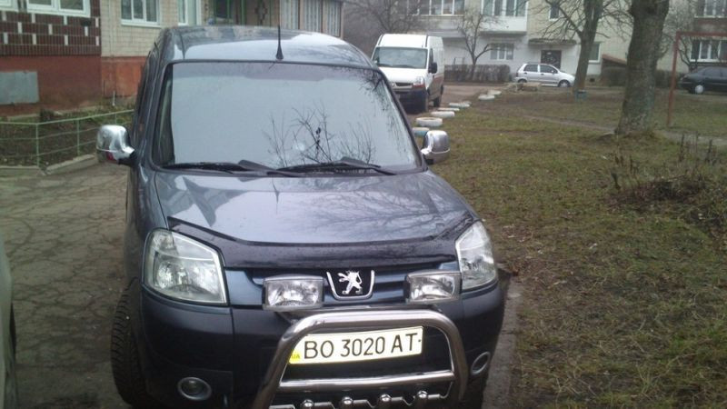 

Мухобойка, дефлектор капота Peugeot Partner 2003-2008 (Vip)