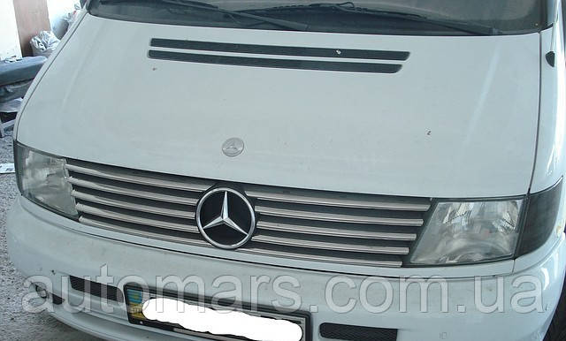 

Накладки на решётку радиатора Mercedes Vito W638 (10 частей)