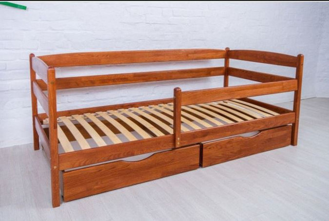 Кровать односпальная Ева с ящиками и боковой планкой (ламели)