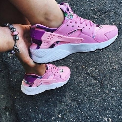 Nike Air Huarache Pink Floral 
