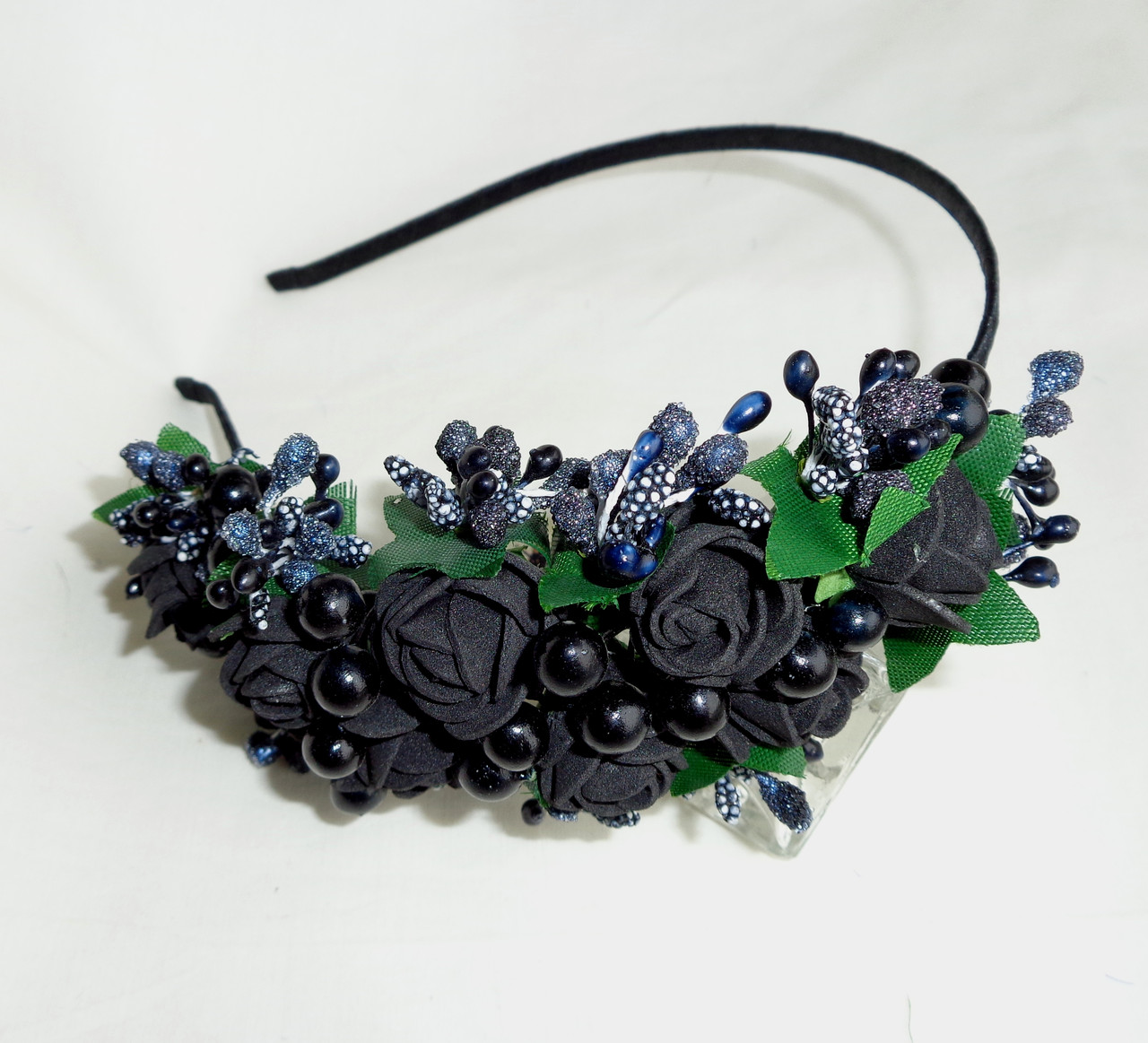 Обруч для волосся з квітами ручної роботи "Чорні Трояндочки"-купити-в інтернет-магазині AnnaRose