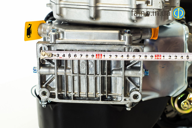 Двигун з редуктором і відцентровим зчепленням Rato R210-RV (7 к. с.)