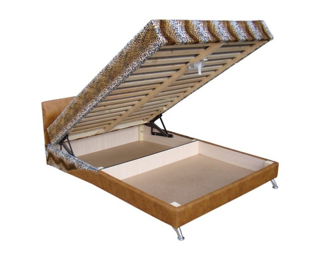 Кровать двуспальная Сафари 140х200 с матрасом ткань Лео Неаполь (Розкладка)