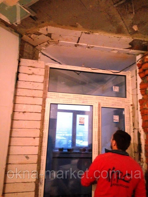 Балконные ПВХ двери от компании "Окна Маркет"