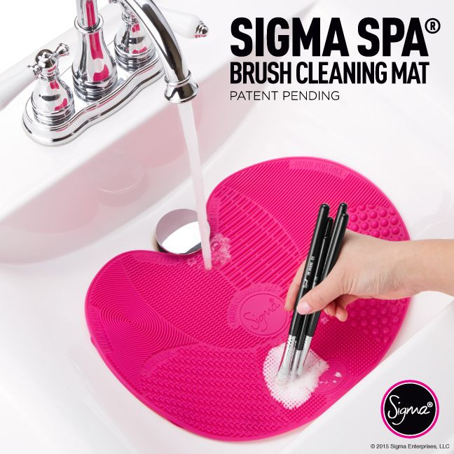 

Чистящий коврик для мытья макияжных кистей Brush Cleaning Mat