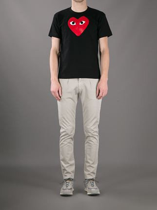 

Футболка Comme des Garcons Play черная с красным лого, унисекс (мужская, женская, детская)