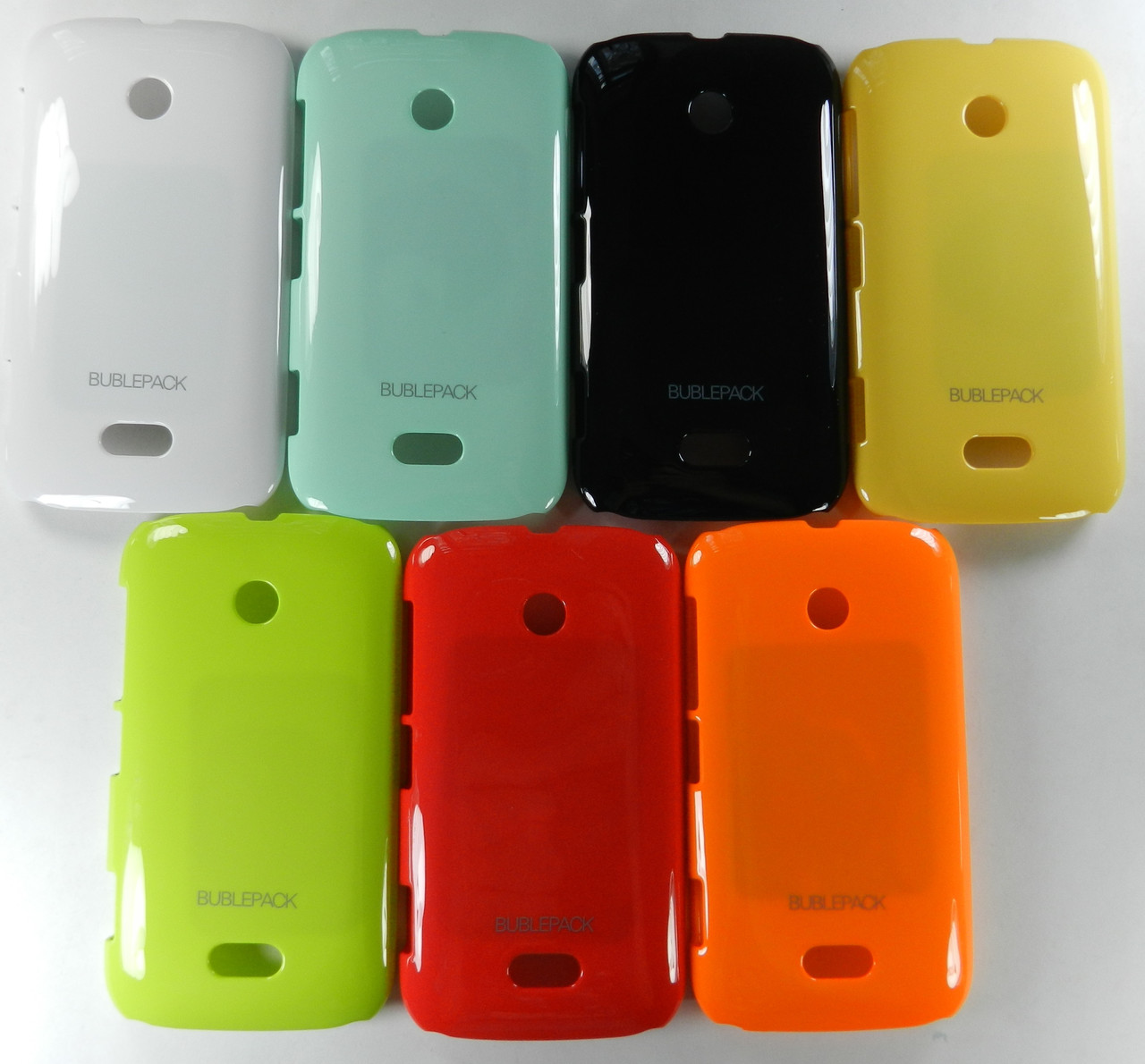 пластиковый чехол на Nokia Asha 510