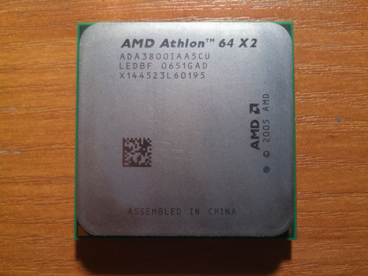 Amd athlon x2 сокет. AMD Athlon 64 x2 3800+. AMD Athlon 64 x2 ad04200iaa5cu. Системный блок AMD Athlon 64 x2. AMD x64.