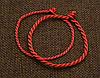 Червона нитка - оберіг червоний браслет на удачу