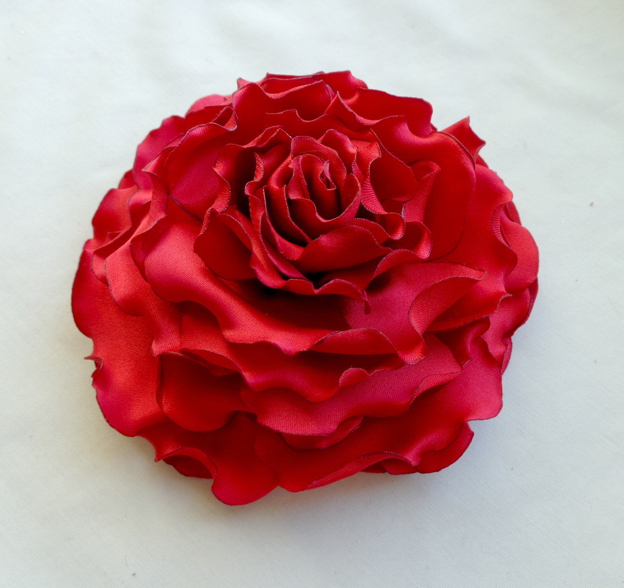 Брошка квітка з тканини ручної роботи Червона гвоздика -купити-в інтернет-магазині AnnaRose