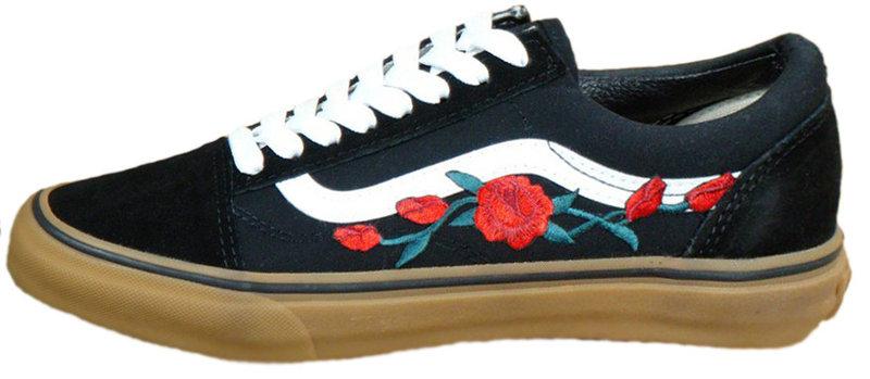 

Женские кеды Vans Old Skool Roses Black/Gum 5.5