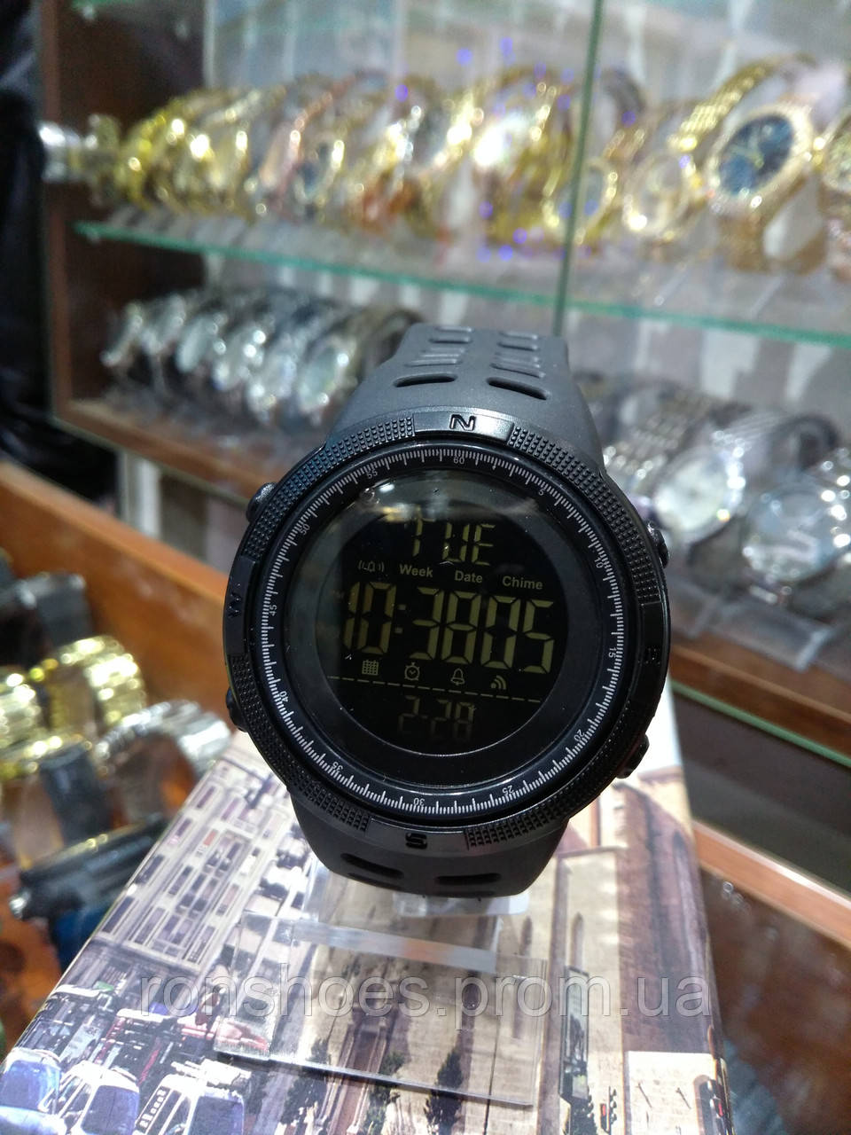 

Мужские спортивные часы SKMEI