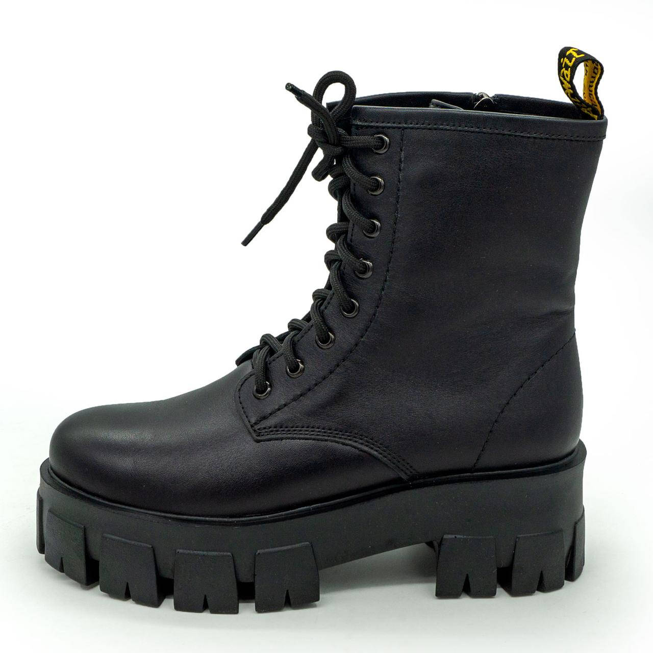 

Зимние черные женские ботинки в Dr. Martens на платформе - 004 р.(37, 39, 40), Черный