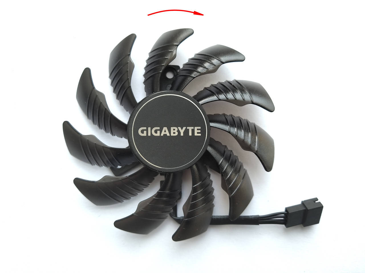 

Вентилятор PowerLogic для видеокарты Gigabyte PLD08010S12HH (T128010SU FY08010H12LPA) (№45.3)