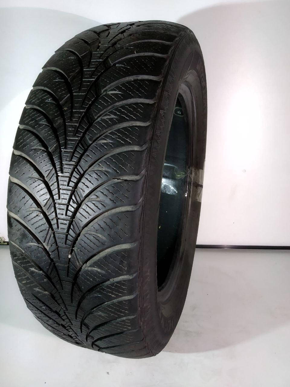 

Б/у 225/60 R17 99S M+S GoodYear Ultra r/p Ice Зимние высокопрофильные США 2011г. протектор 5,7