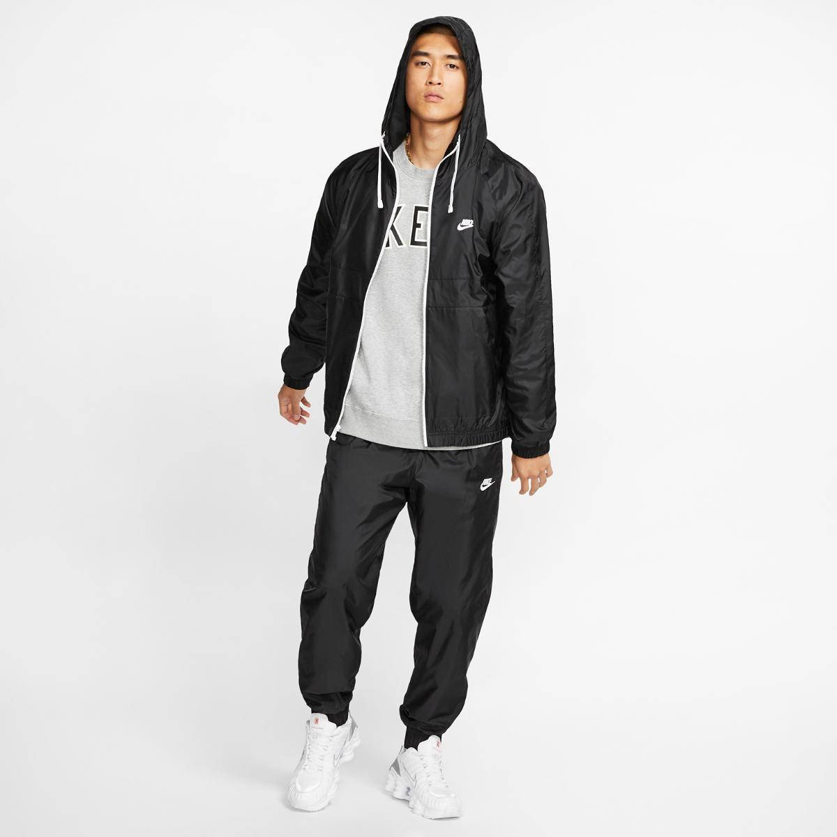 

Костюм спортивный Nike NSW Hooded Woven Tracksuit BV3025-010, Черный