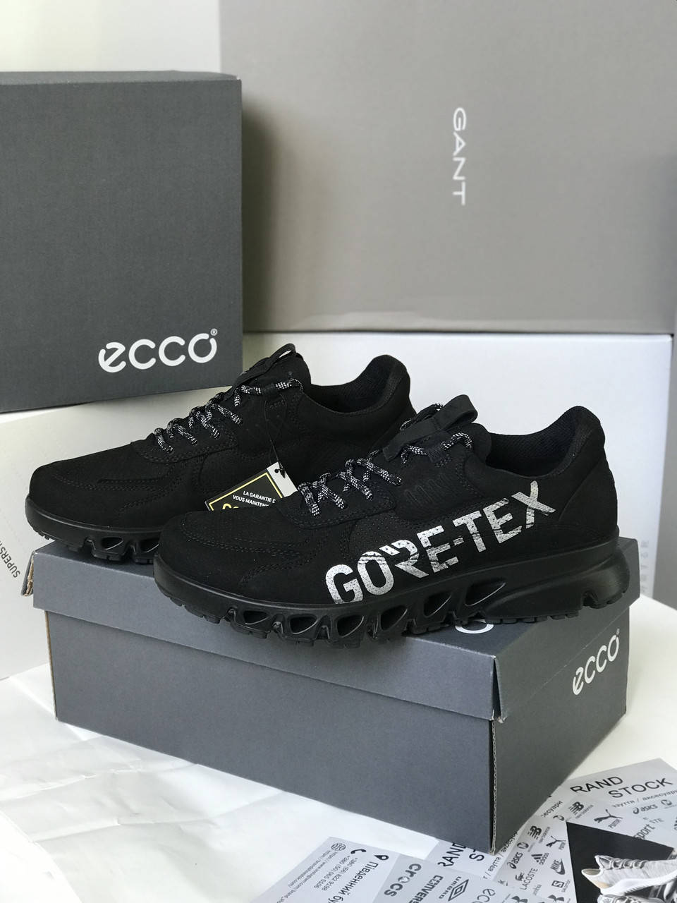 

Мужские зимние кросовки ботинки Ecco Multi-Vent M Low Gore-Tex 880254, Черный