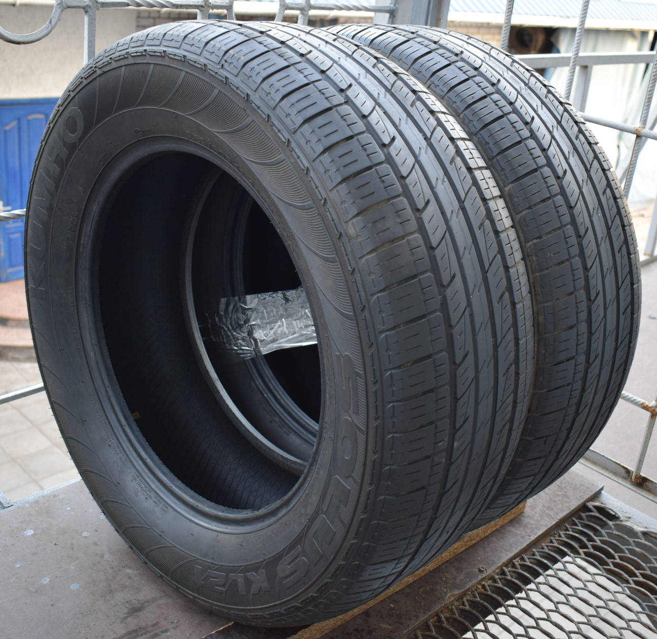 

Шины б/у 265/60 R18 Kumho Solus KL21, пара